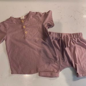 Kate Quinn | 6-12m | purple shirt & shorts set